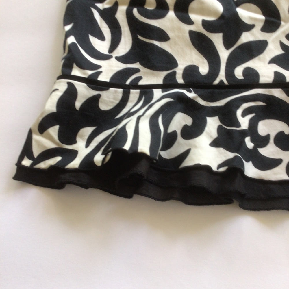 WHITE HOUSE BLACK MARKET RUFFLE HEM PATTERNED SKIRT SIZE 4 - Picture 7 of 11
